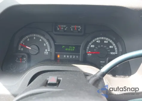 2014 Ford E-350 Super Duty Xl из США, поврежденный, VIN 1FBSS3BLXEDA37024